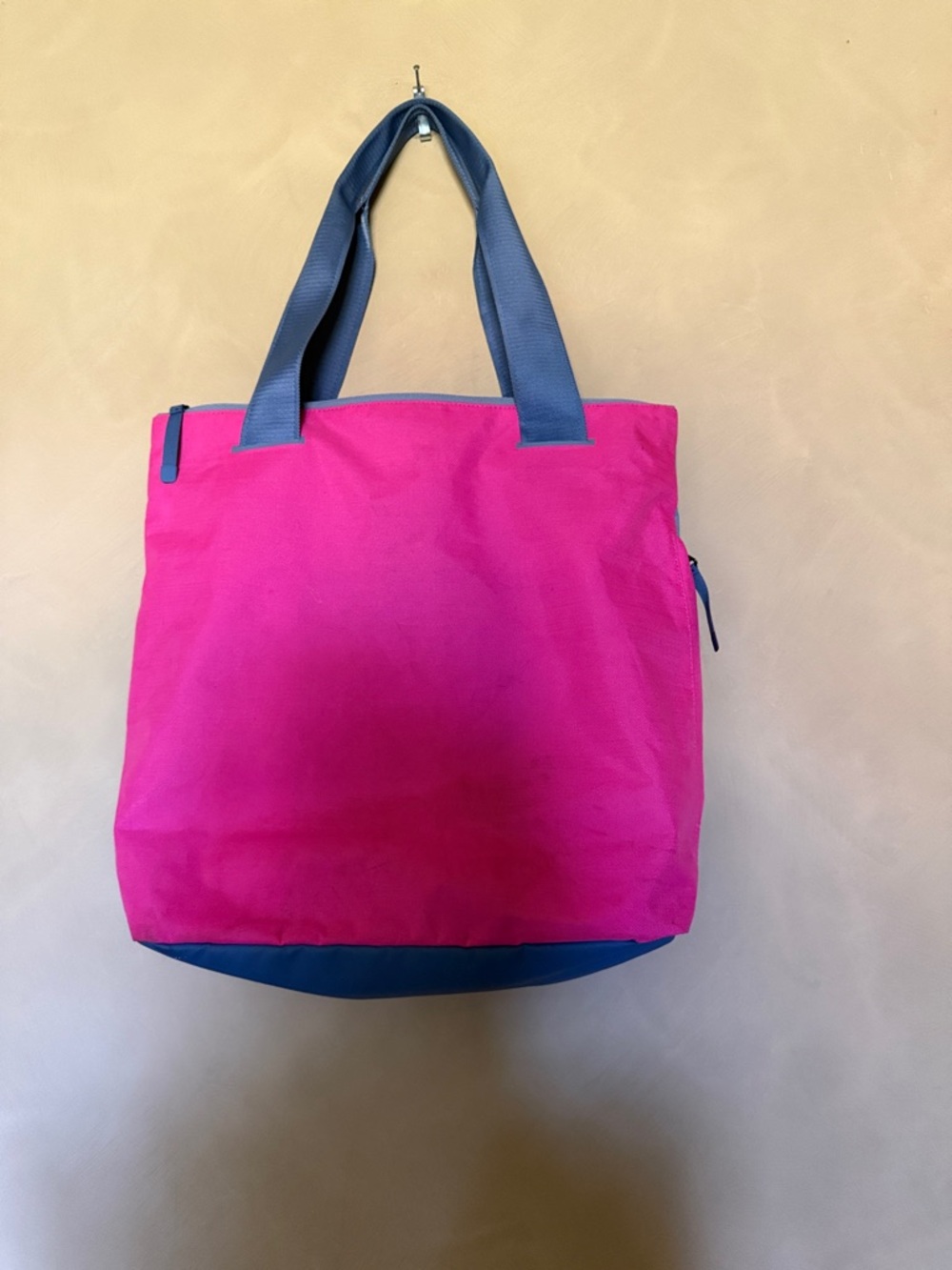 Nike Light Blue and Pink Radiate 2.0L Tote Bag - Picture 3 of 6
